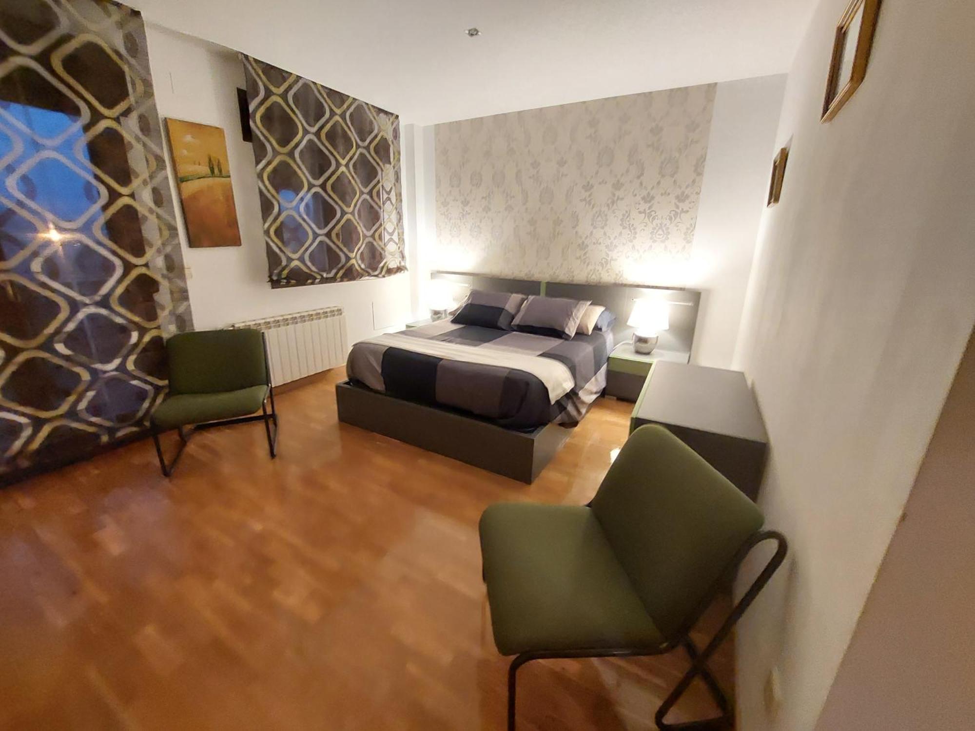 Villa Tiviti Oviedo Luaran gambar