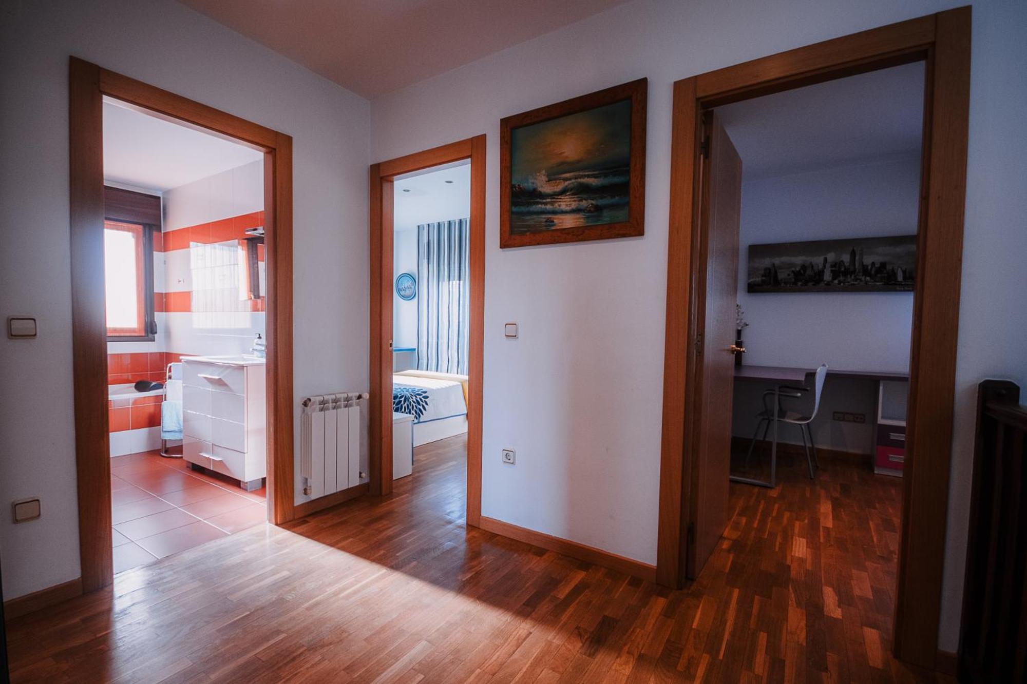 Villa Tiviti Oviedo Luaran gambar