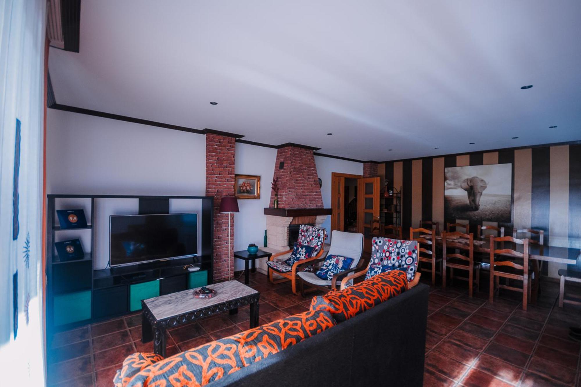 Villa Tiviti Oviedo Luaran gambar