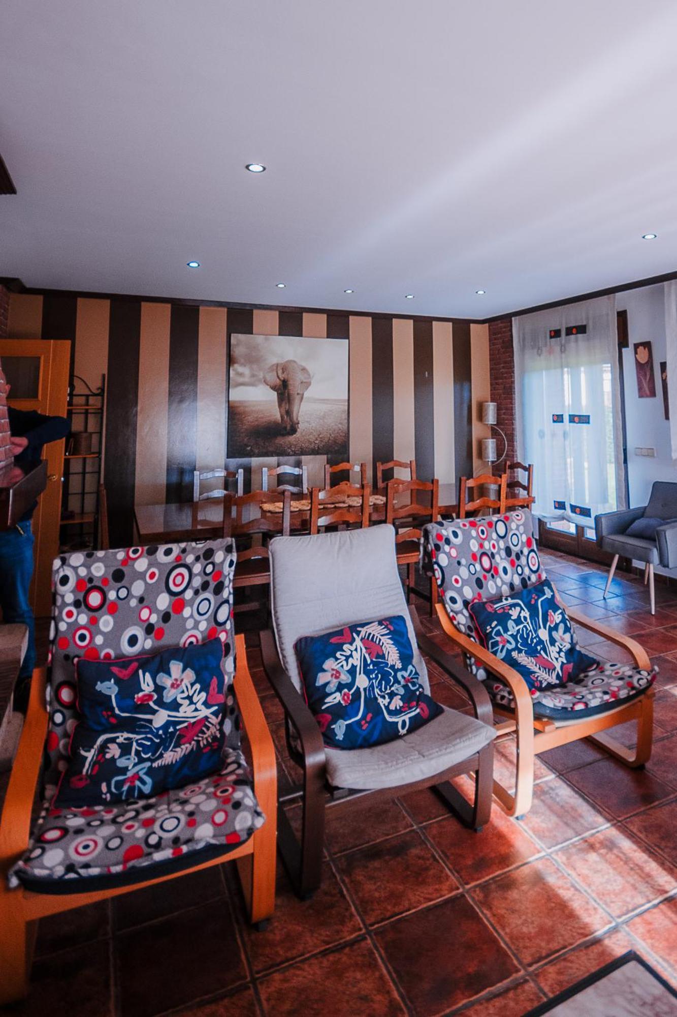 Villa Tiviti Oviedo Luaran gambar