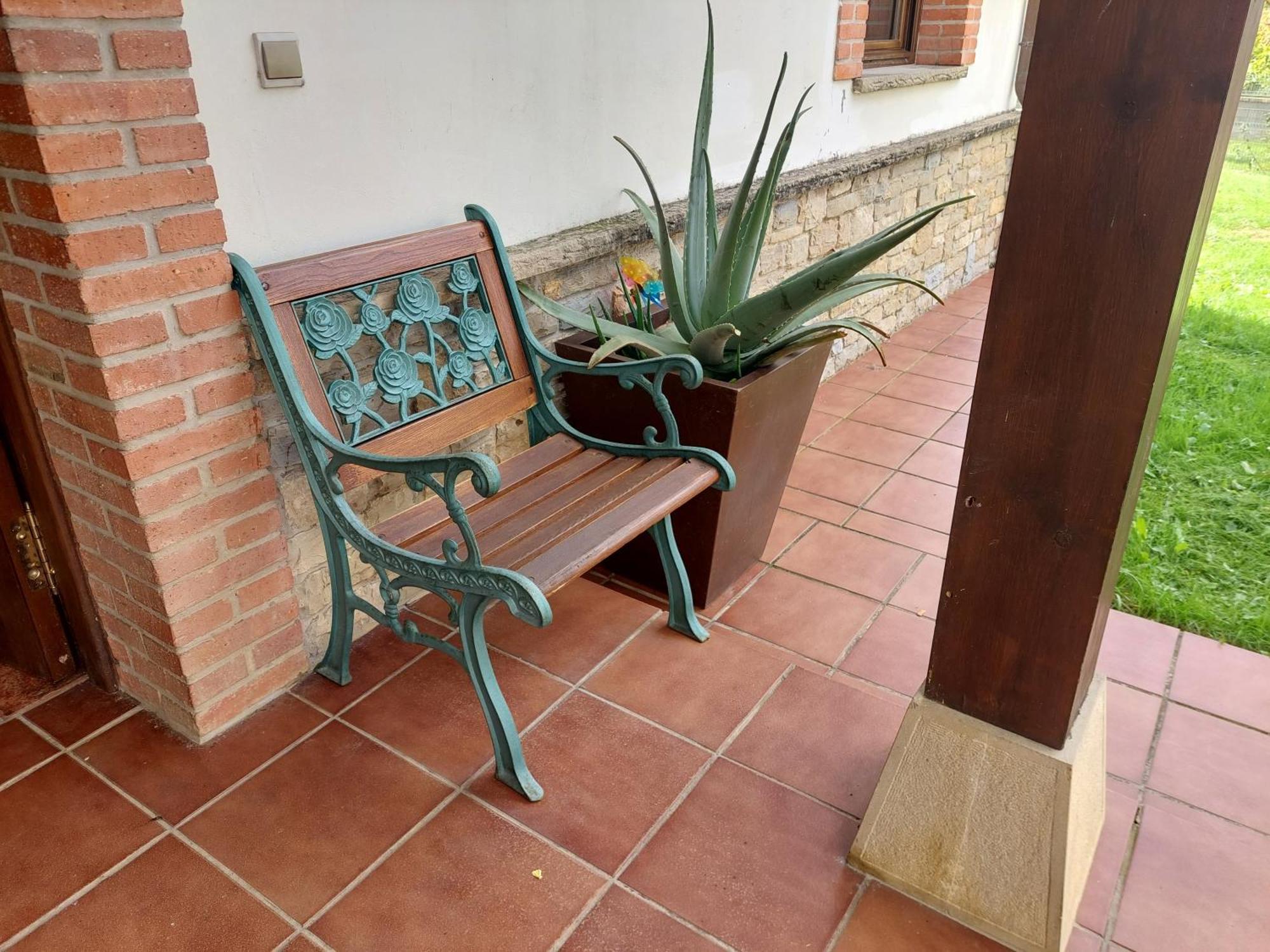 Villa Tiviti Oviedo Luaran gambar
